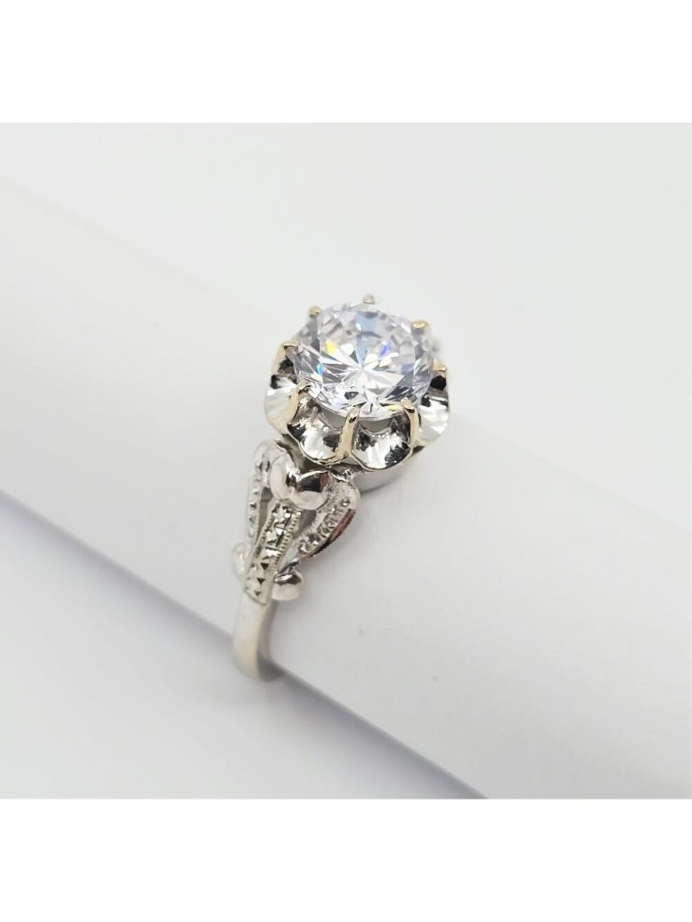 Unique 18K Karat Solid White Gold Designer Ladies CZ Engagement Ring - Size 7.75